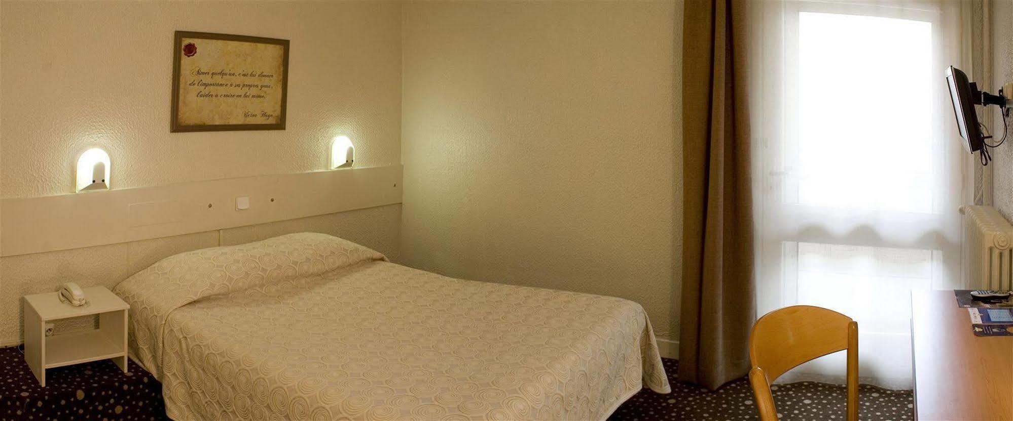 Hotel Ours Blanc - Victor Hugo Tolosa