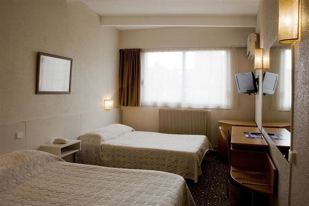 Ours Blanc - Victor Hugo 2* Toulouse