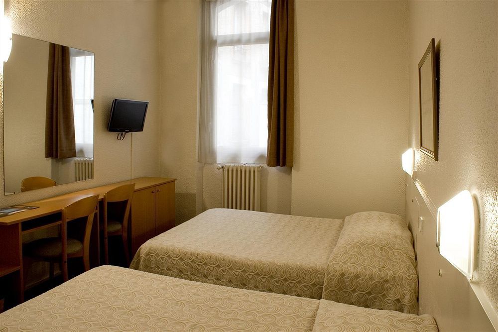 Hotel Ours Blanc - Victor Hugo