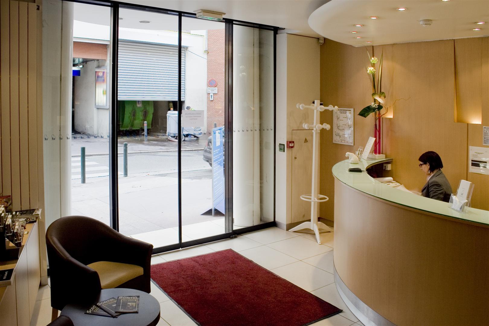 Ours Blanc - Victor Hugo Hotel